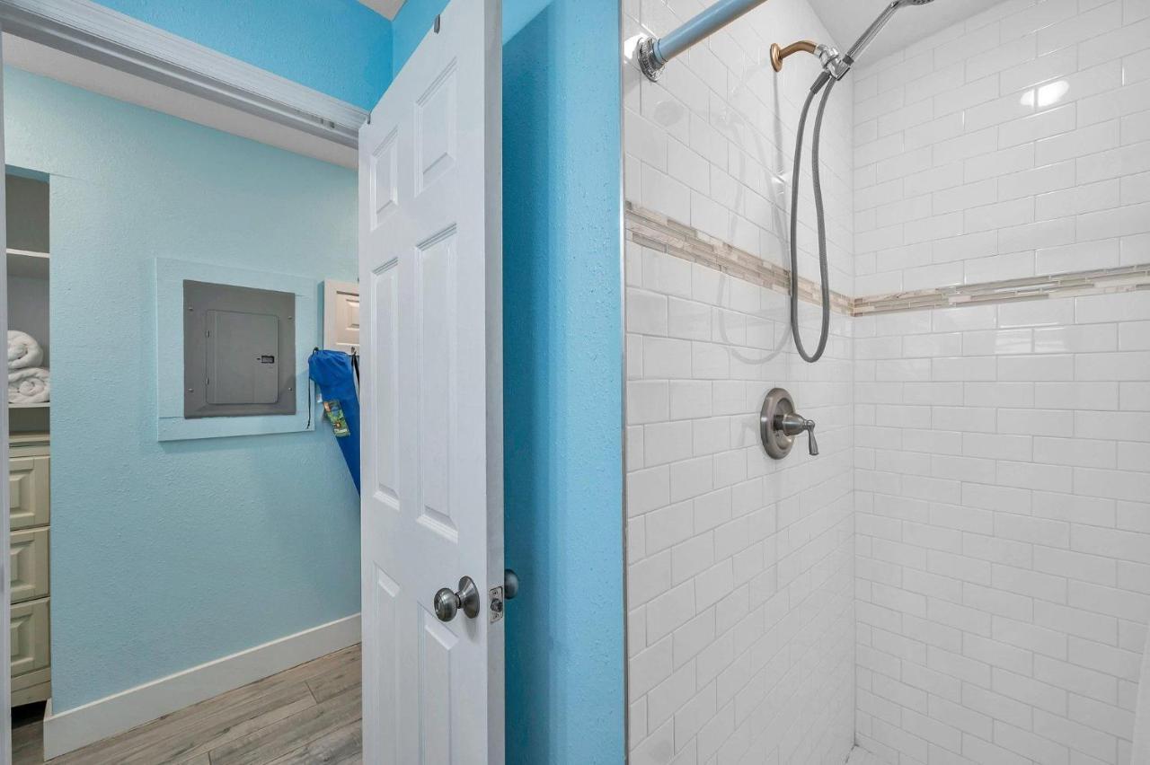 Picturesque Waterfront Studio Clearwater Beach Exteriör bild
