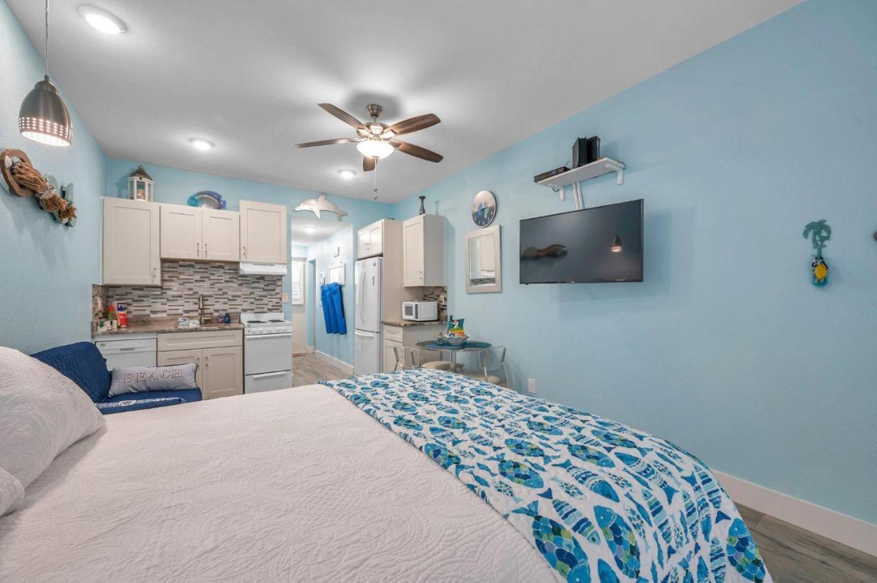 Picturesque Waterfront Studio Clearwater Beach Exteriör bild